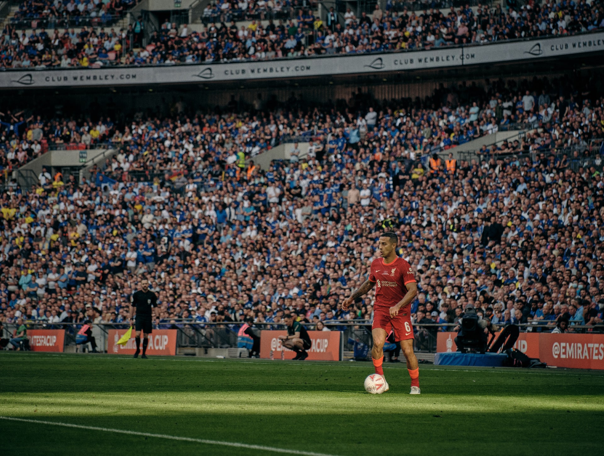 九游娱乐下载-赛前巴塞罗那备战足总杯，扳平良机细节曝光，目标明确，数据趋势出现新变化(奥特曼谁最厉害10排名)